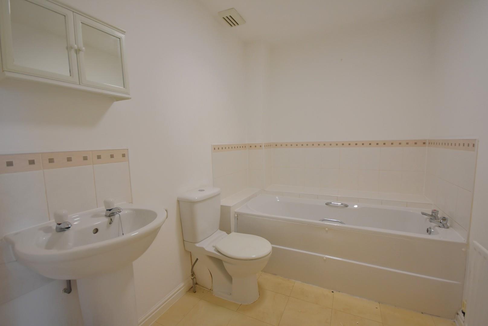 4 Heol Y Porthladd, Barry, CF63 4AP